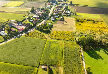 Płaska, prostokątna działka 33 km do krakowa