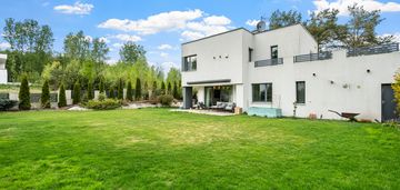 Przestronny, nowoczesny bliźniak z ogrodem|gdańsk