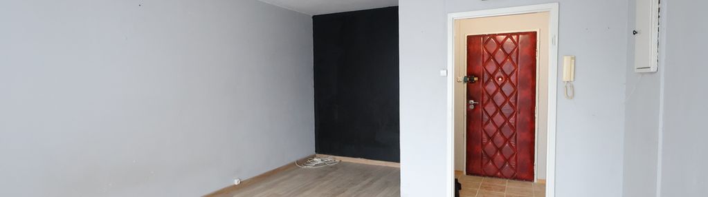 Kawalerka z balonem na parterze