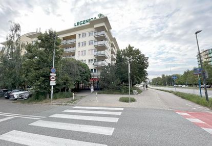 Urocze, zaciszne, do wprowadzenia na kabatach