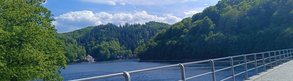 Widokowa działka w sąsiedztwie jeziora - ok 1 km