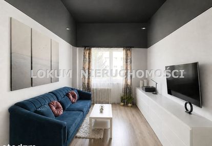 Duże dwupokojowe mieszkanie po remoncie