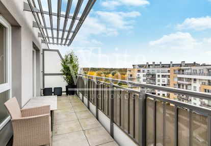 Wysoki standard, duży taras na ostatnim piętrze