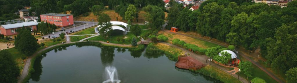 Dom nad jeziorem w otulinie zieleni !