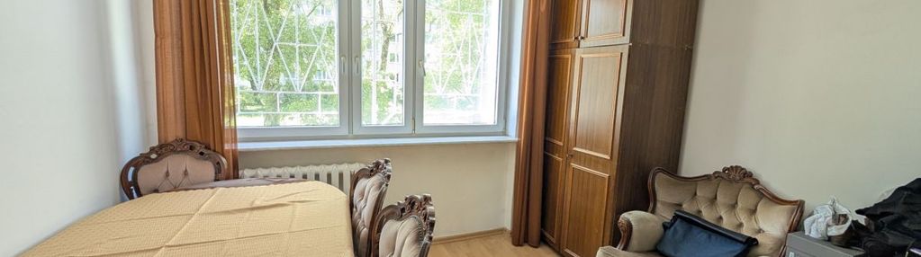 Obok szkoły, 30min tramwajem do dworca centralnego