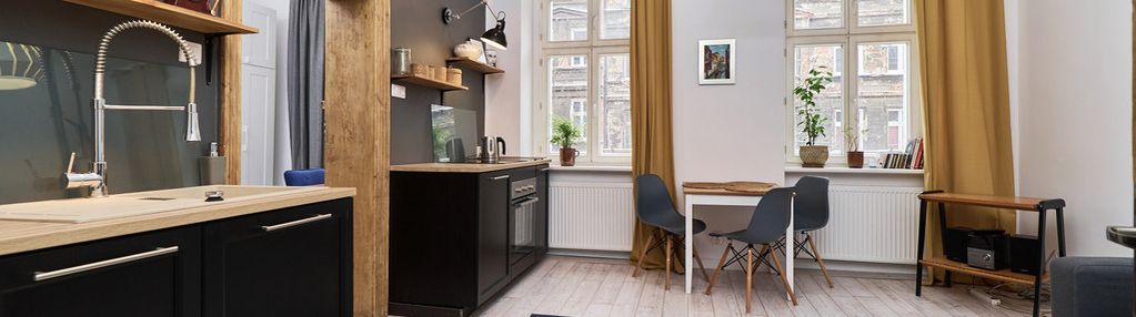 Stylowe dwupokojowe mieszkanie w centrum miasta