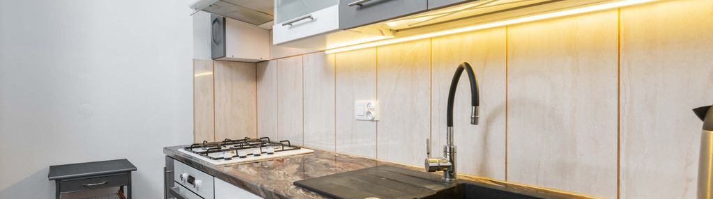 Dwa pokoje | metro targówek | balkon| piwnica