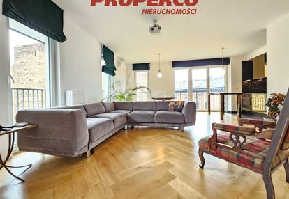 Mieszkanie 2 pok, 66m2, 2 balkony, plac konesera