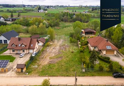 Duża działka budowlana 1942 m² w dobrzewinie