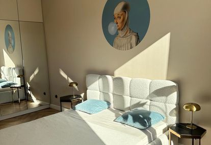 Dwupokojowe, gustownie wykończone w kamienicy z windą!