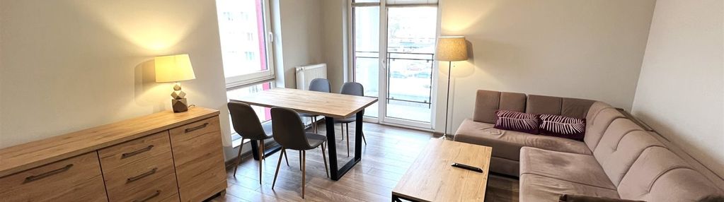 Apartament 2 oddzielne pokoje , garaż, komórka