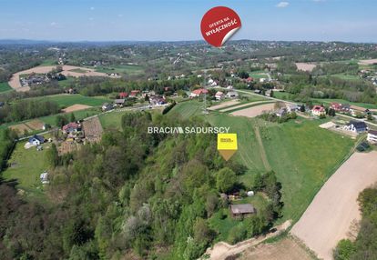 Działka rolna z drewnianym domem nowa wieś