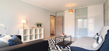 2 miejsca postojowe, oddzielna kuchnia, zatorska