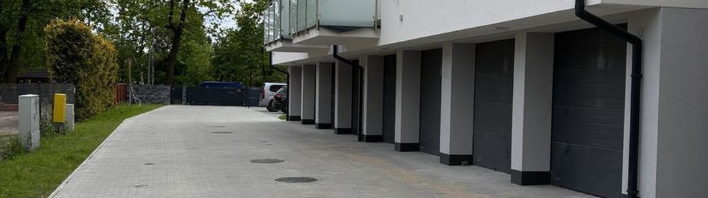 Bezczynszowe / 2x garaż / zamknięte osiedle