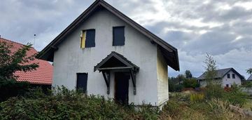 Wolnostojący dom do dokończenia pod siebie
