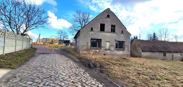 Dom do remontu obrzeża żar.