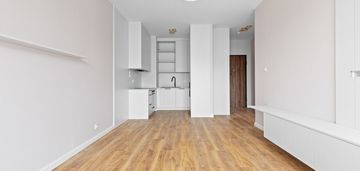 2pk | do wejścia | miasteczko wilanów