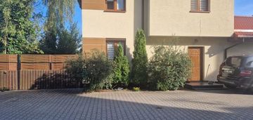 Segment narożny z garażem