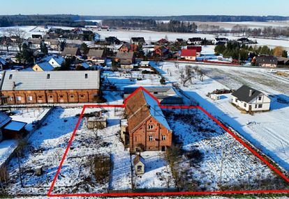 Dom / stary folwark w dolinie baryczy