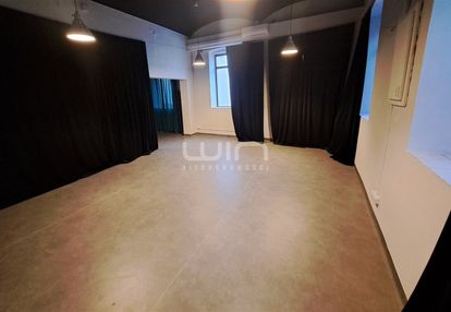 Oferta inwestycyjna/centrum  3 mieszkania + lokal