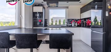 Ładny dom, duża działka, fotowoltaika pompa ciepła