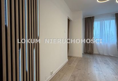 M-3 zdrój i piętro z balkonem
