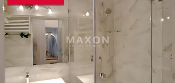 Przestronny apartament z widokiem na park