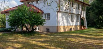 Dom z dużą działką w urokliwym józefowie