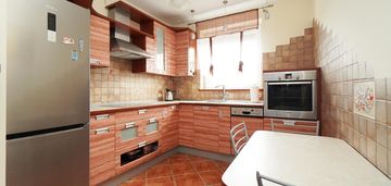 Trzy pokoje na wynajem, 69 m²