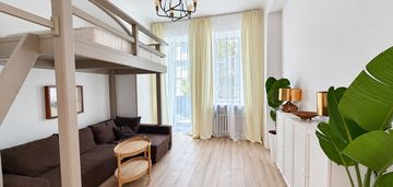 Stylowa kamienica w centrum – 3,50 m wysokości.