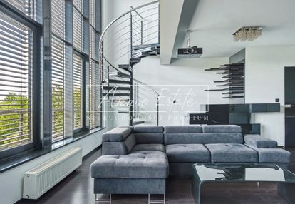 Loft 90 m² / garaż / kino domowe