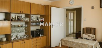 Powierzchnia nieruchomości 152m2 mieszkanie-garaż