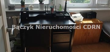 Świetny widok obrońców ogrzewanie miejskie