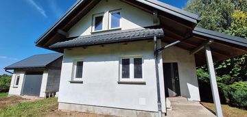 Mały domek na widokowej działce - dybawka