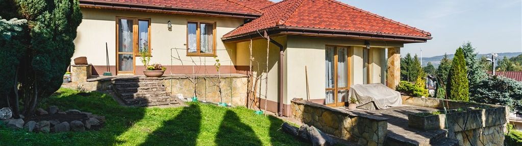 Wolnostojący dom na widokowej działce w tyńcu