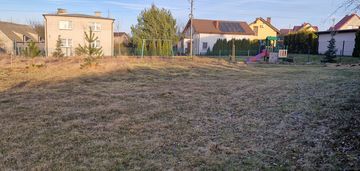 Działka budowlana niedaleko jeziora objęta mpzp