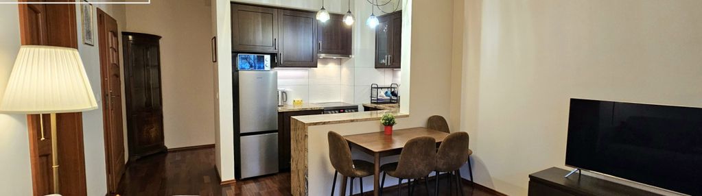 Nowoczesne mieszkanie z garażem, blisko skm i pkp