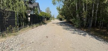 Całkowicie uzbrojona z dobrym dojazdem do warszawy