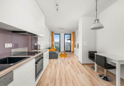 Jasne mieszkanie z balkonem | grzegórzki