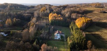 3- piętrowy dom z potencjałem w pięknej okolicy