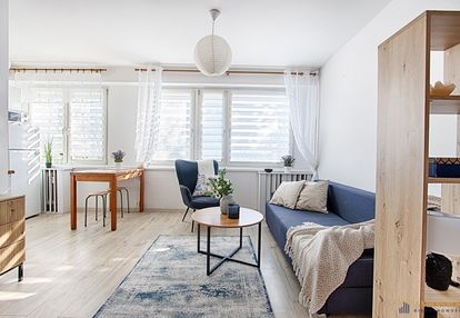 *blisko centrum*salon i sypialnia*2 piętro