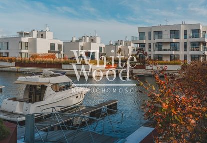 Apartament z miejscem cumowniczym- sol marina