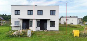 Funkcjonalny bliźniak na spokojnym osiedlu!