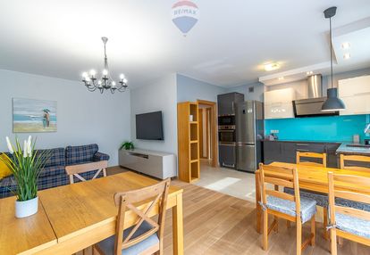 3 pokoje, 2 balkony, nowoczesne, umeblowane