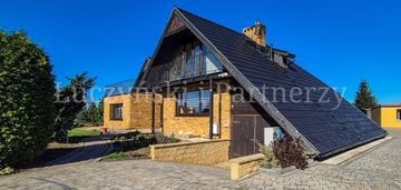 Rewelacyjny dom z częścia pod biznes