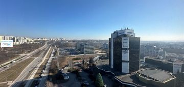 3 pokoje w prestiżowym apartamentowcu 12 piętro.