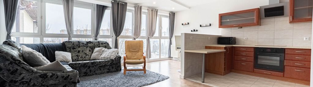 6-pok, trzypoziomowe*pilotów*balkon*piwnica