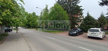 Dzialka na woli blisko metra