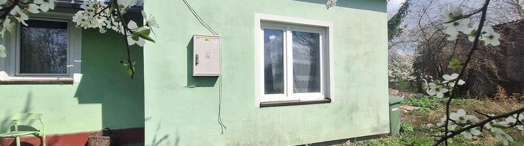 Niewielki domek w hurku, możliwość rozbudowy