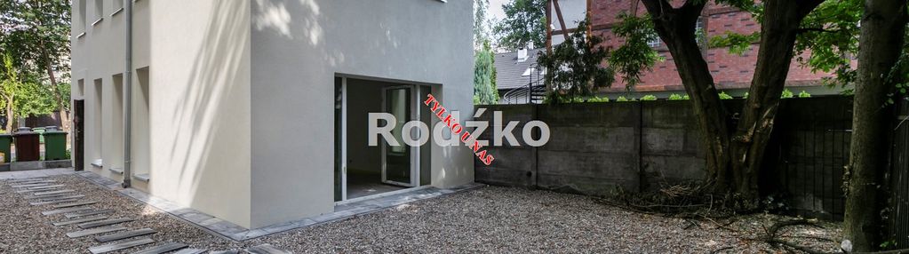 Dom w centrum miasta.